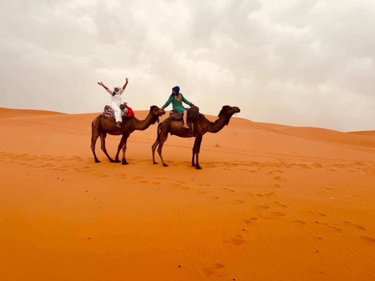 Desert Camel Trekking Camp Merzouga Extérieur photo