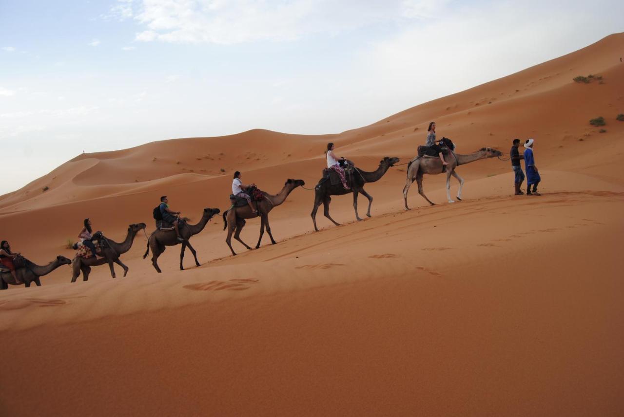 Desert Camel Trekking Camp Merzouga Extérieur photo