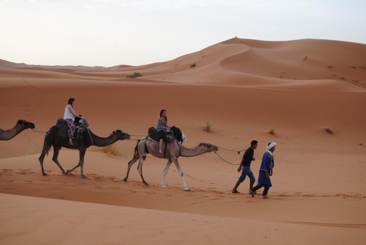 Desert Camel Trekking Camp Merzouga Extérieur photo