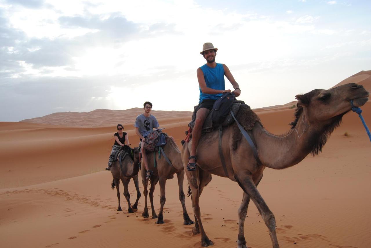 Desert Camel Trekking Camp Merzouga Extérieur photo